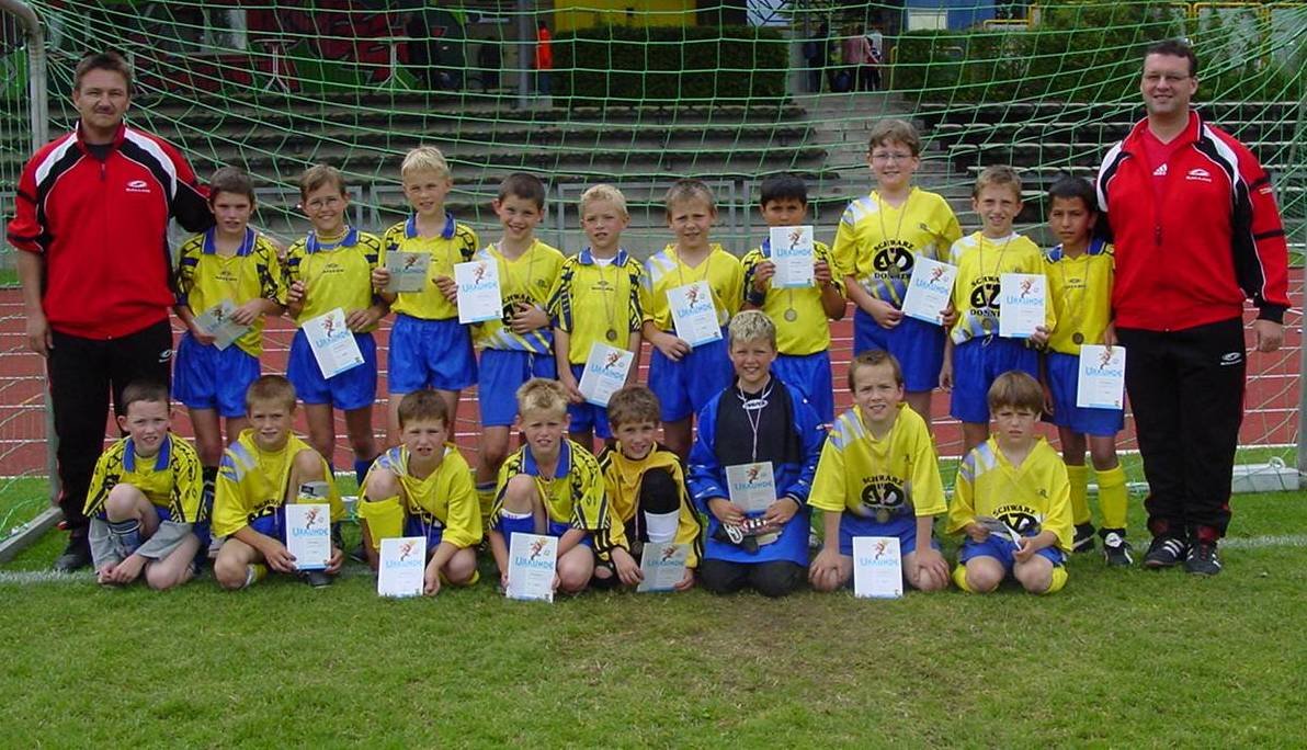 Opti-F1-mT-2002-Rand.jpg (194953 Byte)